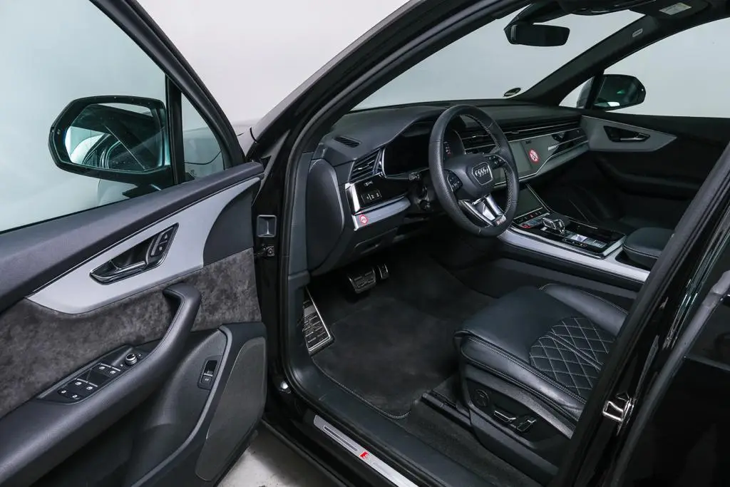 Audi SQ7 2025, exterior — Lisbon Luxury Car Rental, Lisbon. The 2025 Audi SQ7 pairs 507 hp with the composure Audi's larger SUVs are known for: a…