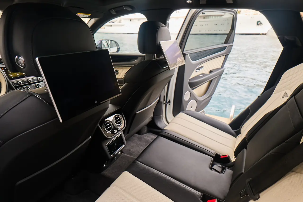 Bentley Bentayga V8-S 2024, interior — Lisbon Luxury Car Rental, Lisbon. The Bentley Bentayga V8-S carries its 550 hp with the kind of composure that defines…