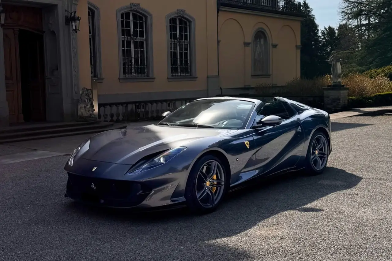 Ferrari 812 GTS 2024, exterior — Lisbon Luxury Car Rental, Lisbon. The Ferrari 812 GTS pairs a naturally aspirated V12 producing 800 hp with a folding hard…