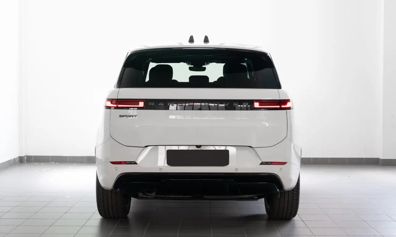 Land Rover Range Rover Sport 2025, dashboard — Lisbon Luxury Car Rental, Lisbon. The 2025 Range Rover Sport carries its 400 hp with the kind of quiet authority that…