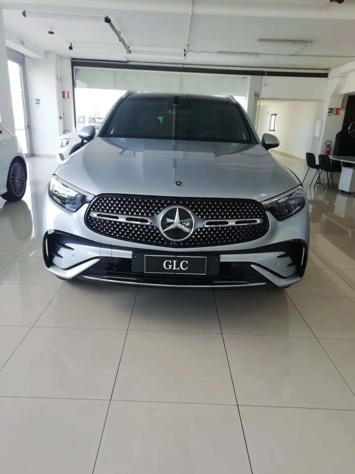 Mercedes Benz GLC 2025, front view — Lisbon Luxury Car Rental, Lisbon. The 2025 Mercedes Benz GLC is a mid-size SUV built for ease rather than drama: 258 hp,…