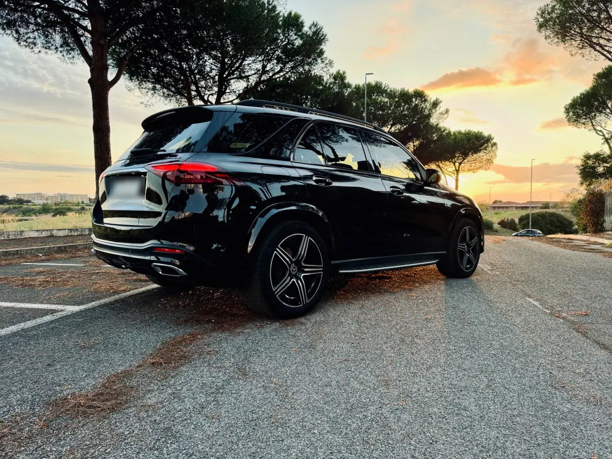 Mercedes Benz GLE 450 AMG 2024, front view — Lisbon Luxury Car Rental, Lisbon. Family comfort for the Arrábida cliffs and beaches