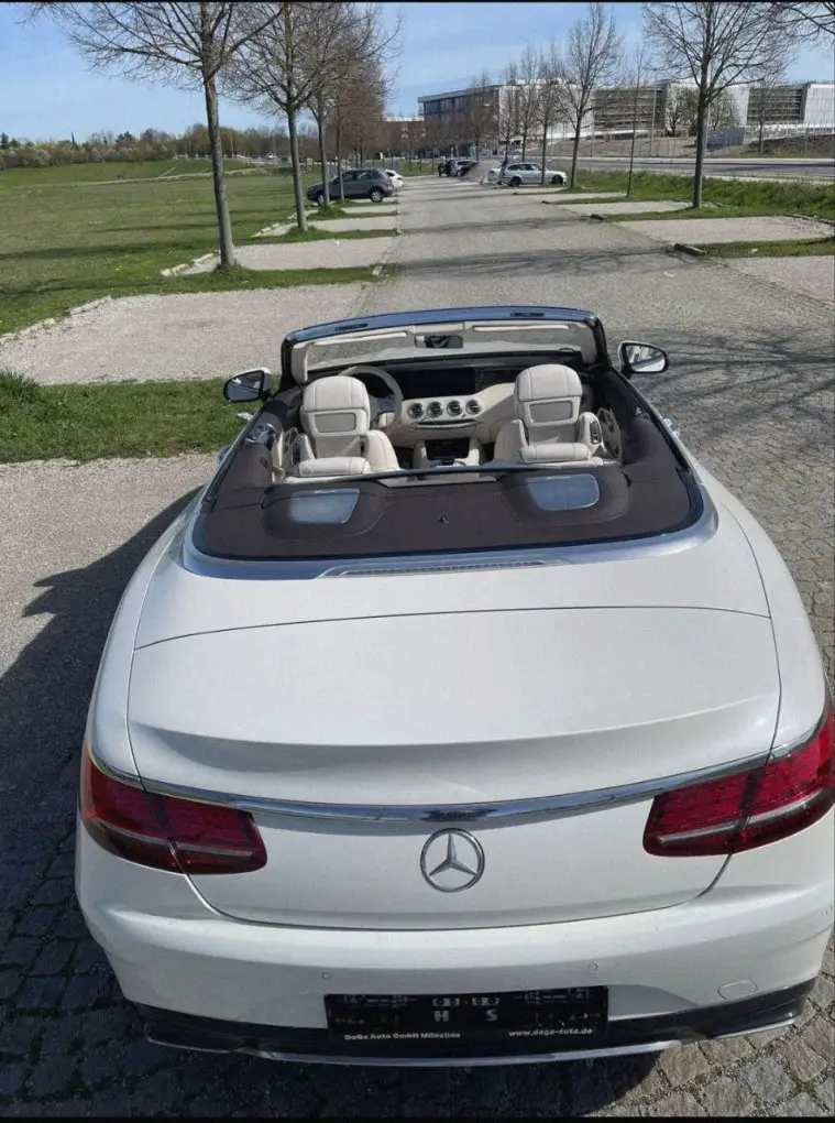 Mercedes Benz S560 Cabrio 2021, front view — Lisbon Luxury Car Rental, Lisbon. The 2021 Mercedes Benz S560 Cabrio pairs a 469 hp V8 with the weight and composure of…