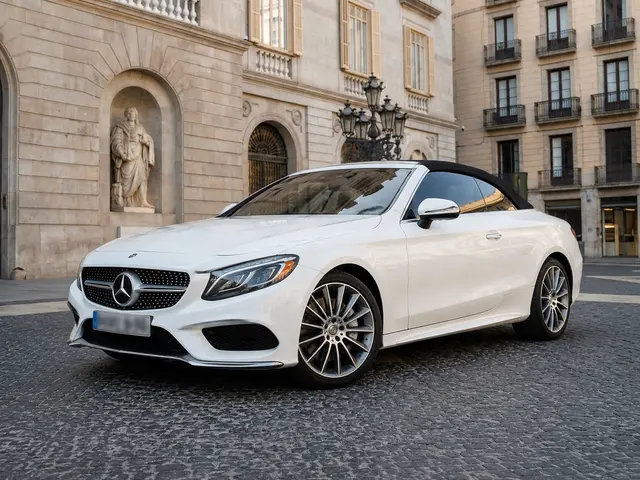 Mercedes Benz S560 Cabrio 2021 — Lisbon Luxury Car Rental, Lisbon