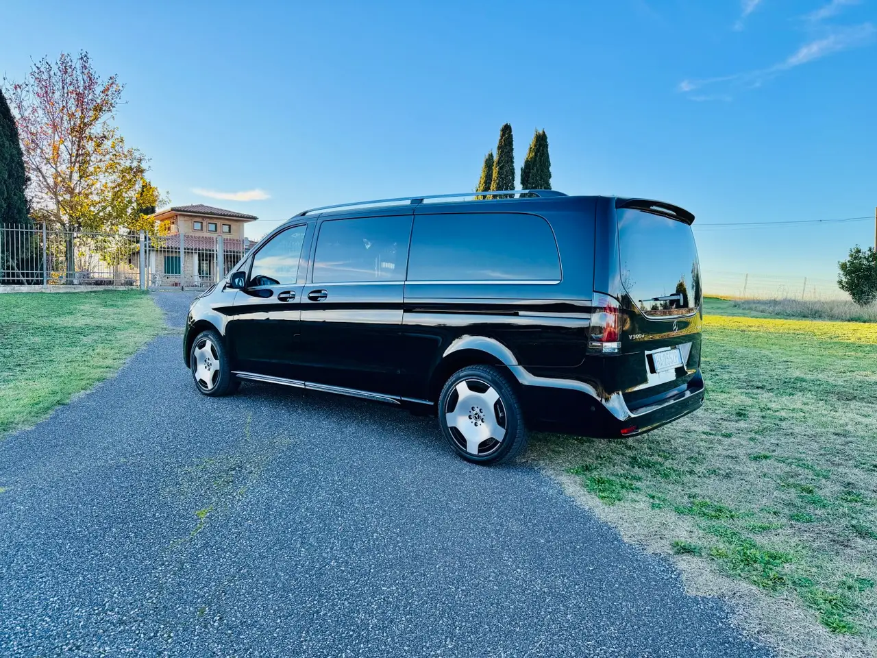 Mercedes Benz V300 4x4 XL Exclusive 7 seats 2025, exterior — Lisbon Luxury Car Rental, Lisbon. The Mercedes Benz V300 4x4 XL Exclusive is built for groups who need real space without…