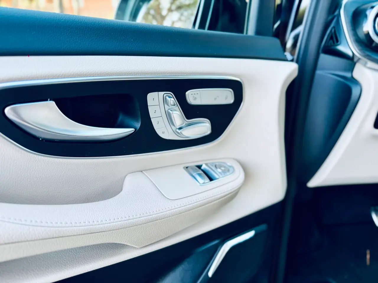 Mercedes Benz V300 4x4 XL VIP (Captain, 7 seat) 2025, front view — Lisbon Luxury Car Rental, Lisbon. The 2025 Mercedes Benz V300 4x4 XL VIP is built around calm, upright comfort rather than…