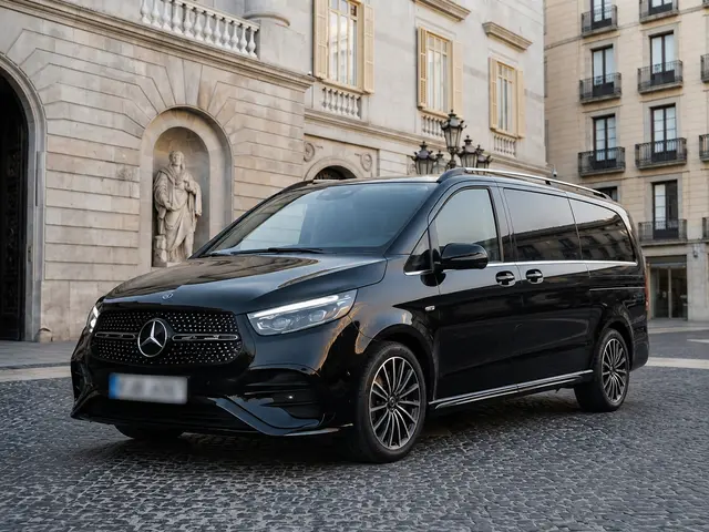 Mercedes Benz V300 4x4 XL VIP (Captain, 7 seat) 2025 — Lisbon Luxury Car Rental, Lisboa