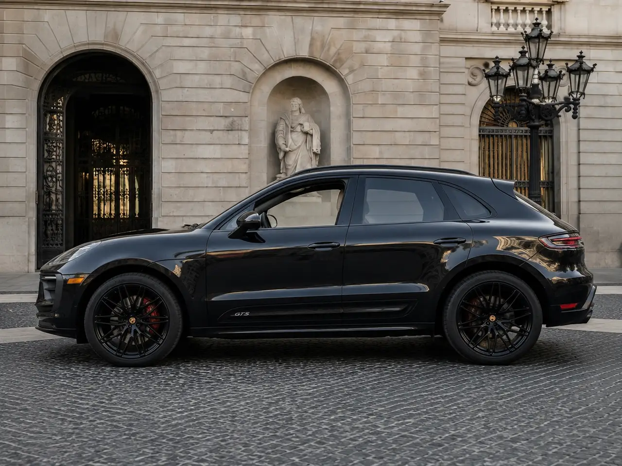 Porsche Macan GTS 2024, exterior — Lisbon Luxury Car Rental, Lisbon. The Porsche Macan GTS pairs a 440 hp output with the kind of chassis discipline Porsche…