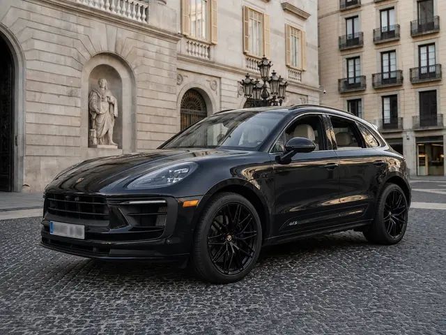 Porsche Macan GTS 2024 — Lisbon Luxury Car Rental, Lisbon