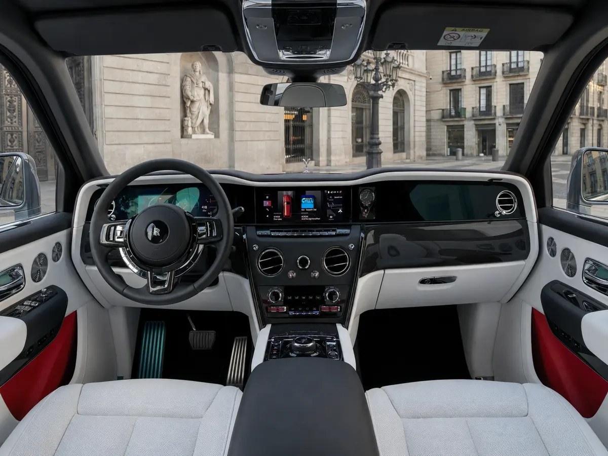 Rolls-Royce Cullinan 2025, interior — Lisbon Luxury Car Rental, Lisbon. The Rolls-Royce Cullinan carries its size without apology. On Avenida da Liberdade or…
