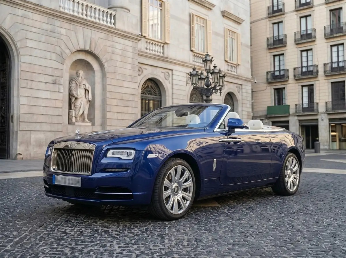 Rolls-Royce Dawn 2022 — Lisbon Luxury Car Rental, Lisboa. El Rolls-Royce Dawn de 2022 es un descapotable de gran formato, pensado para avanzar sin…