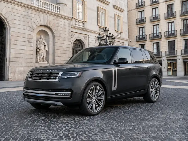 Rover Range Rover Autobiography P530 2026 — Lisbon Luxury Car Rental, Lisbon