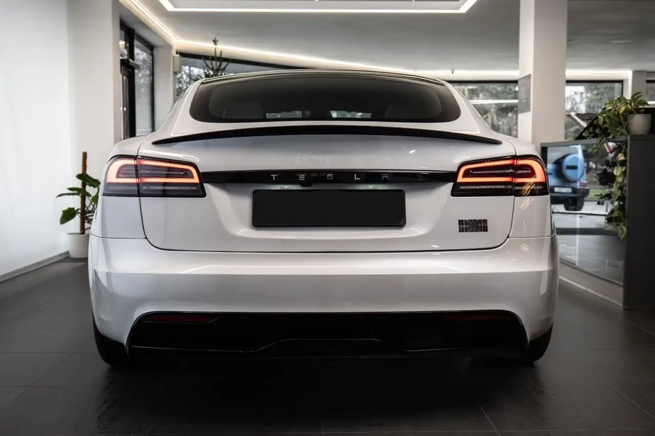 Tesla Model S Plaid 2025, interior — Lisbon Luxury Car Rental, Lisbon. The 2025 Tesla Model S Plaid puts 1020 hp behind a single press of the accelerator, with…
